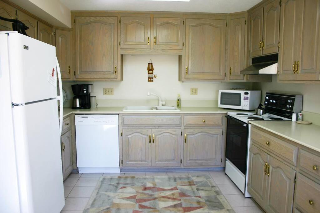 Private Guest Suite On The Portage Lakes Akron Εξωτερικό φωτογραφία