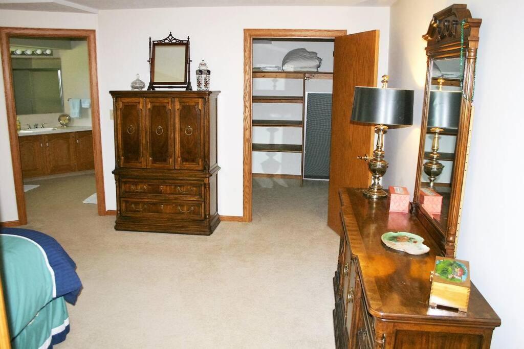 Private Guest Suite On The Portage Lakes Akron Εξωτερικό φωτογραφία